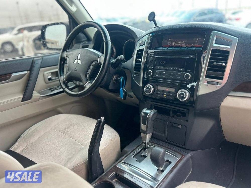 ميتسوبيشى باجيرو GLS -V6 موديل 2020 ماشى 190.000 k.m وارد الملا . صبغ6