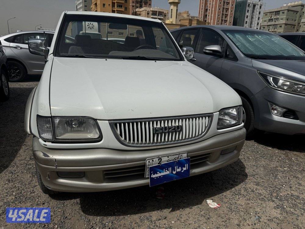 ايسوزو ٢٠٠٢0