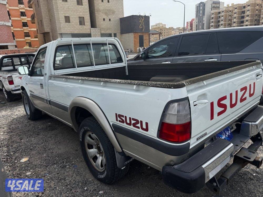 ايسوزو ٢٠٠٢5