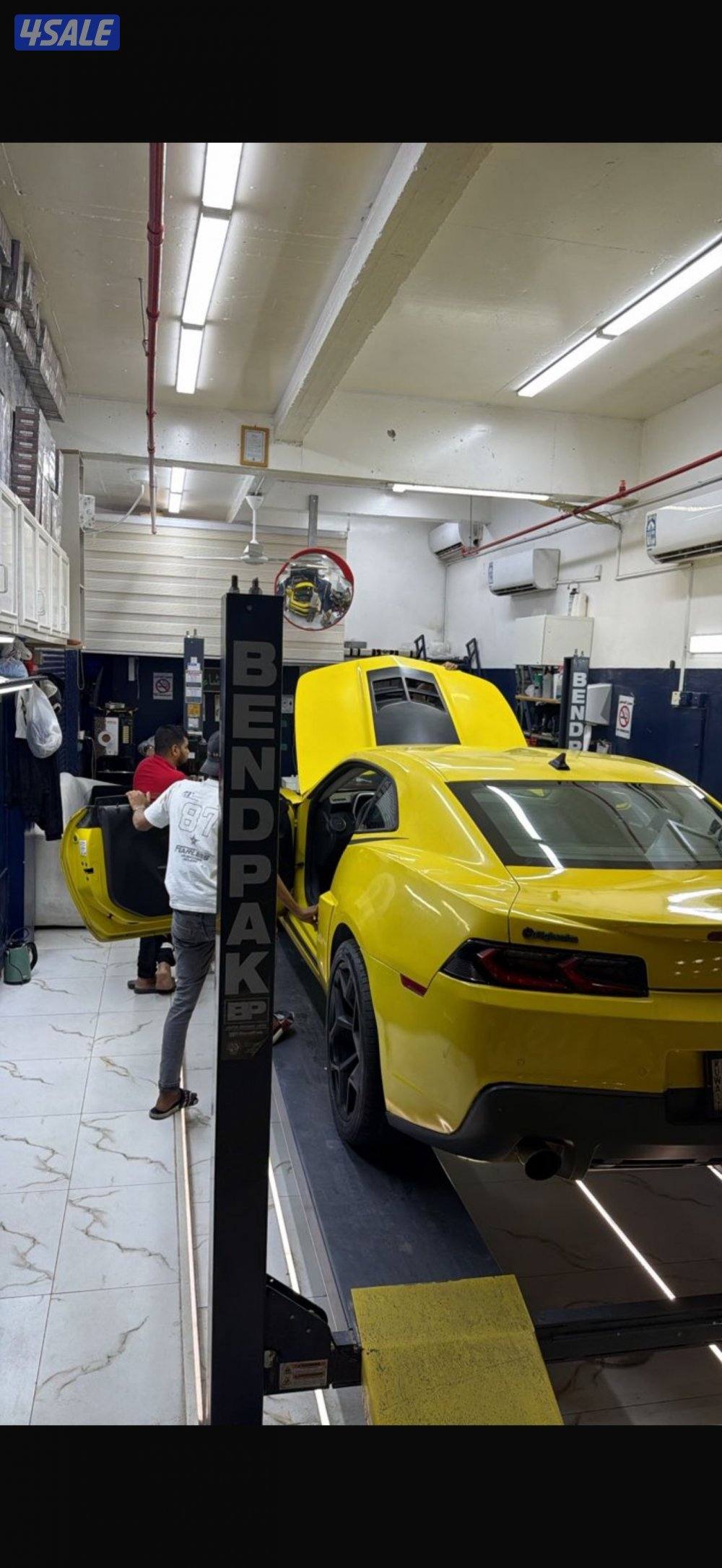 للبيع كمارو موديل 2014اللون اصفر واسود مسجل بالدفتر ٦ سلندر55571/1131