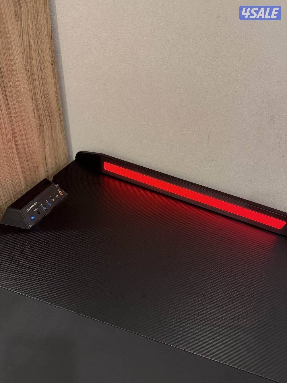 طاولة قيمنق Cougar مع كرسي gamertek1