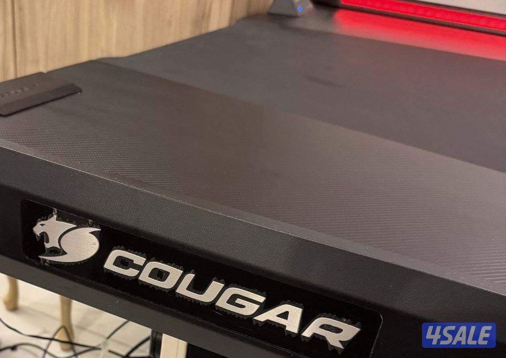 طاولة قيمنق Cougar مع كرسي gamertek2