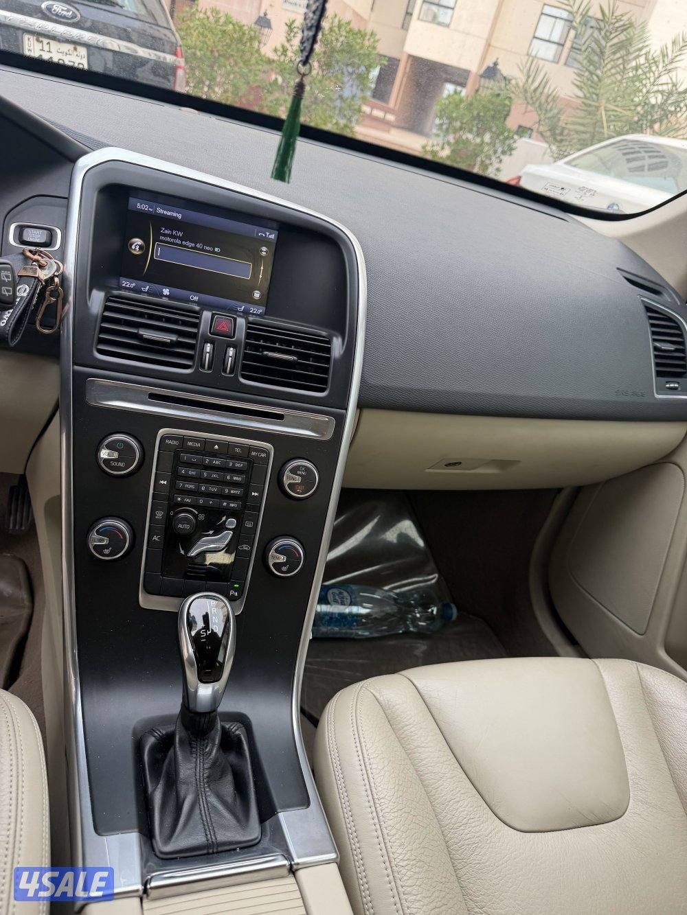 Volvo xc60 for sale. Well maintained family car9