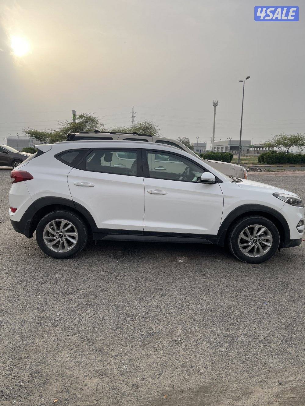 للبيع هونداي توسان موديل 2017 شرط الفحص ماشي 115500 الف وقابل للمساومه4