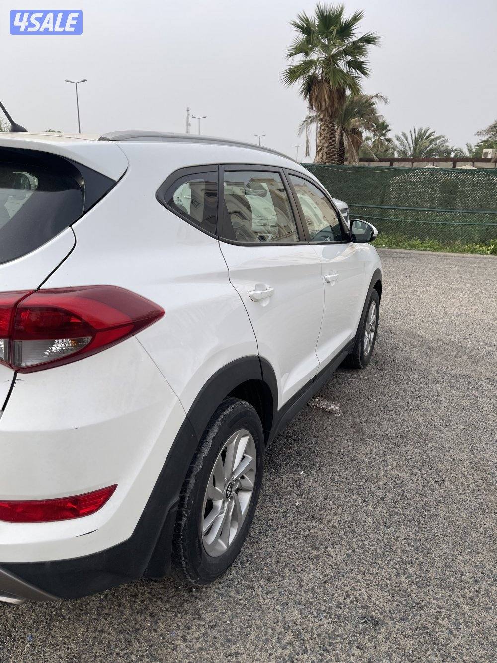 للبيع هونداي توسان موديل 2017 شرط الفحص ماشي 115500 الف وقابل للمساومه7