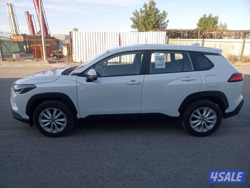 كرولا كروس 20153