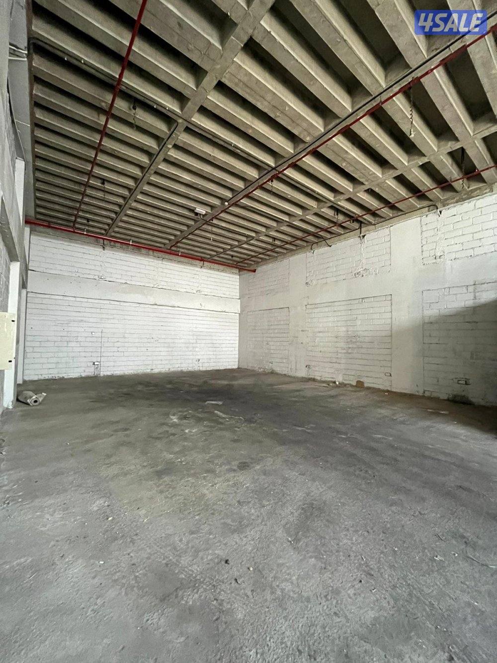 محل حرفي مع فترة سماح للإيجار في الري1