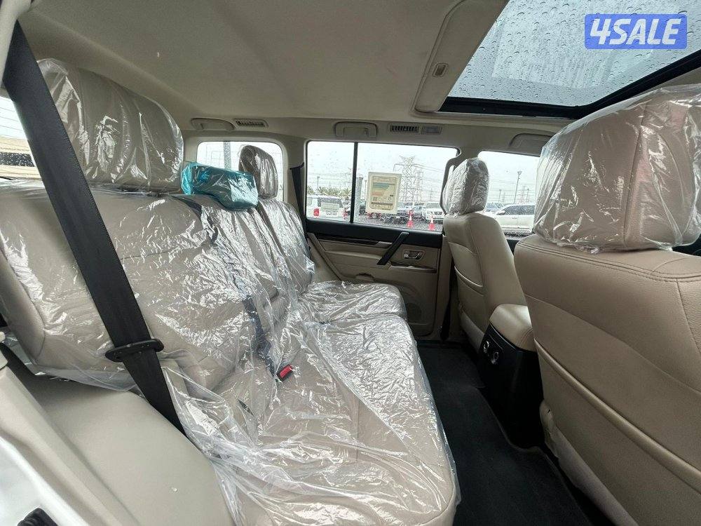 ميتسوبيشى باجيرو GLS -V6 موديل 2021 ماشى 35.000 k.m وارد الملا .4