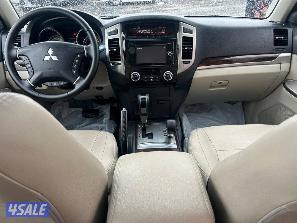 ميتسوبيشى باجيرو GLS -V6 موديل 2021 ماشى 35.000 k.m وارد الملا .7