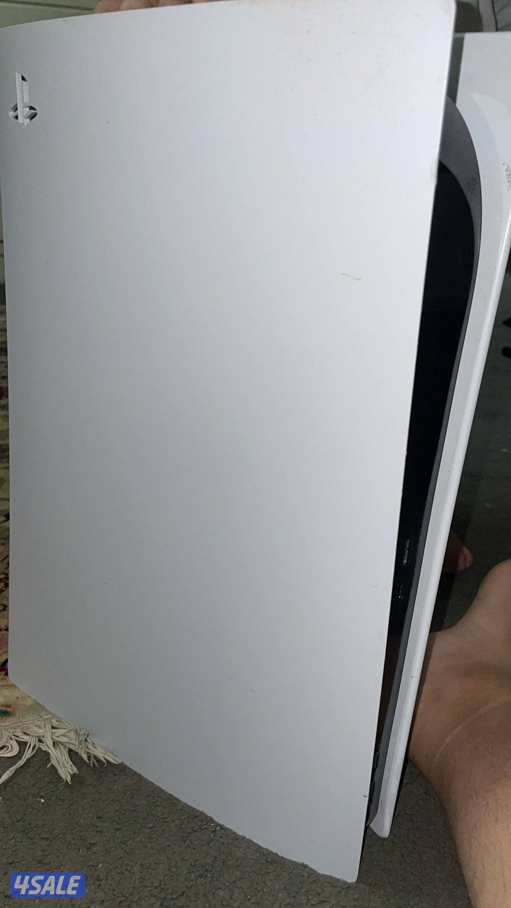 سوني ٥ نضيفه جدااا مانفتحت أبدا بدون أخذ يدته قطع قيار ممنوع التبديل0