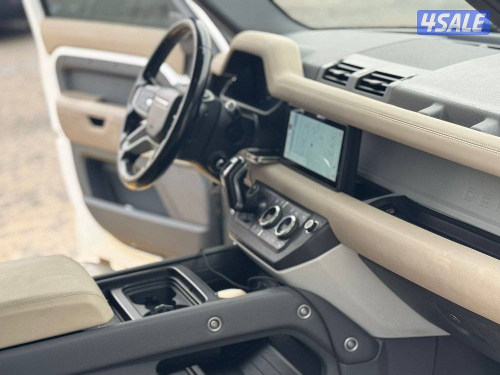 للبيع ديفندر v61106