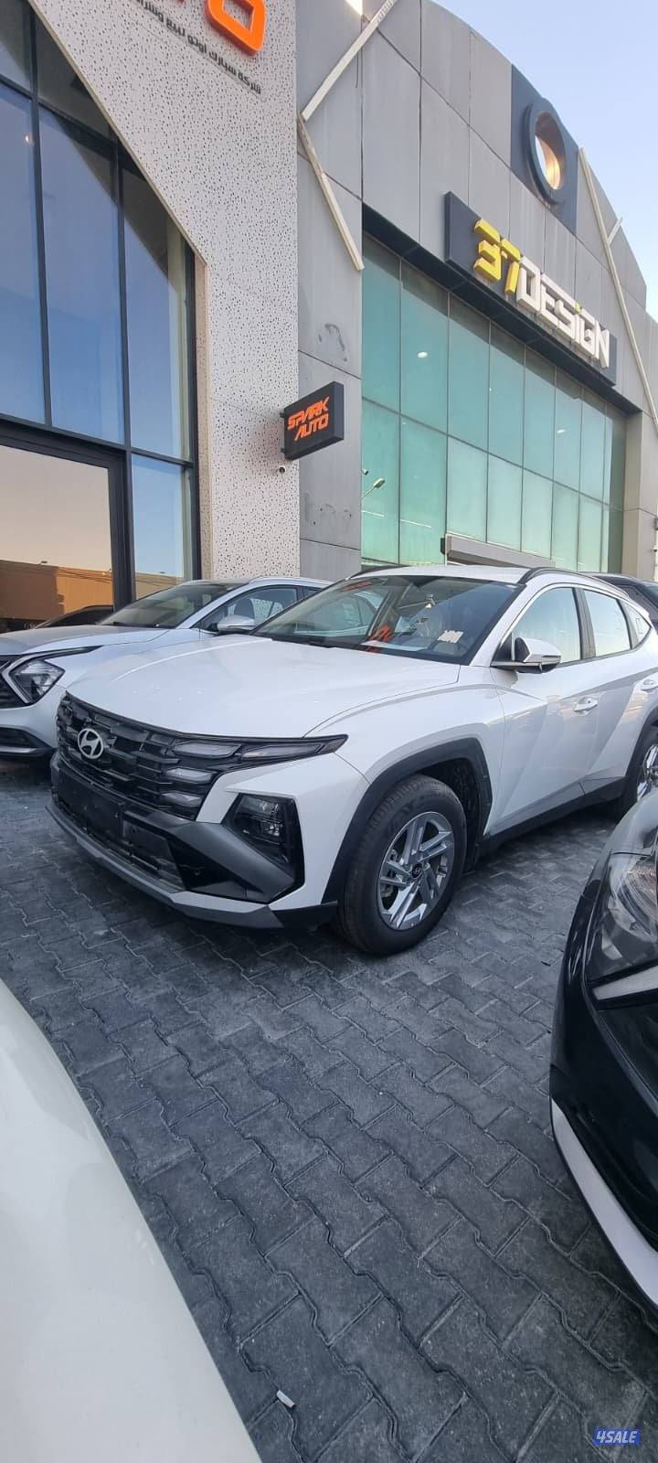 هيونداي توسان 2025 اصفار ستندر1