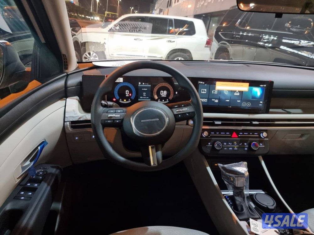 هيونداي توسان 2025 اصفار ستندر3