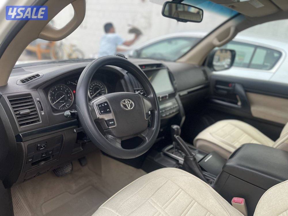 لاند كروز 20114