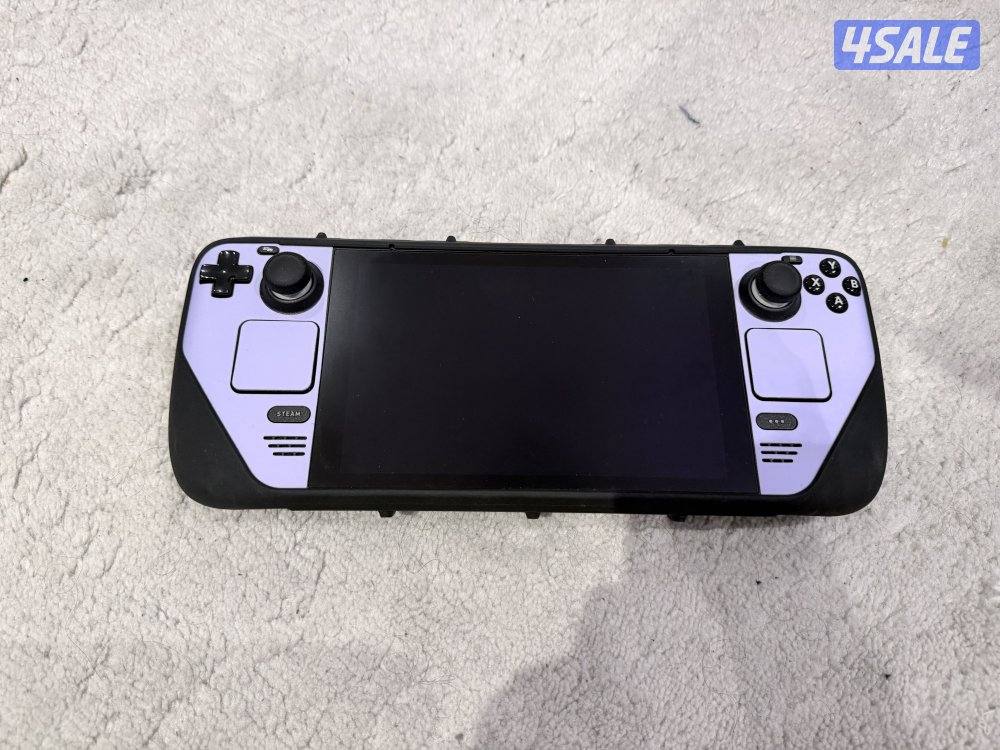 Steam deck 512GB LCD with travel case0