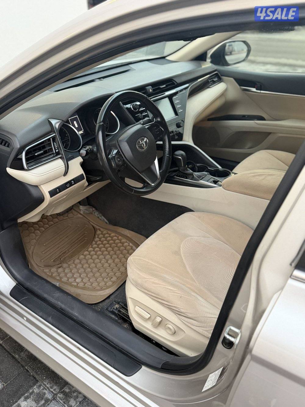 للبيع كامري ٢٠٢٠ كامل المواصفات شرط الفحص3