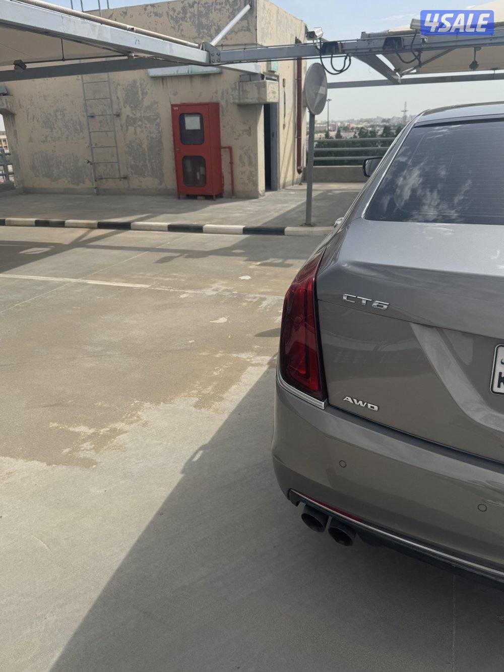 للبيع كاديلاك CT6 موديل 2017 – فئة Luxury وارد الغانم5