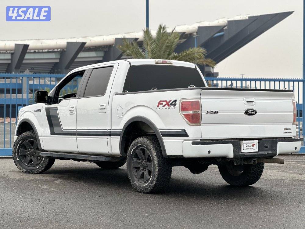 للبيع وانيت فوردF150موديل20121