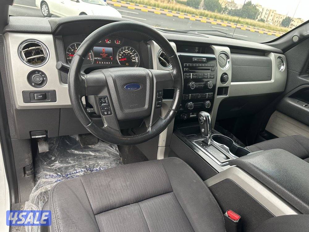 للبيع وانيت فوردF150موديل20126