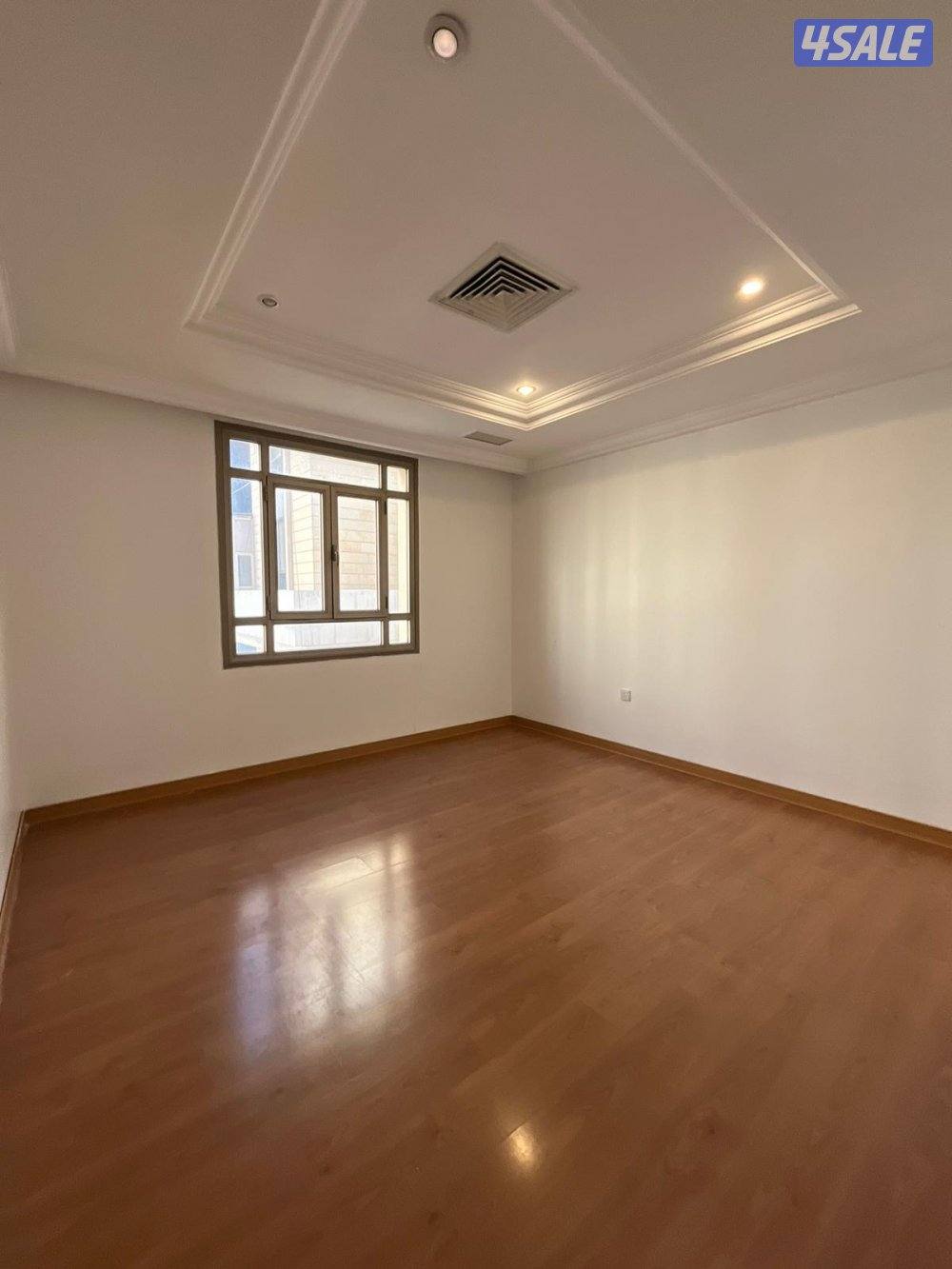 شقه سكنية مع شهر مجاني للإيجار في الشعب البحري3