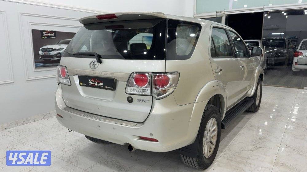 للبيع فورتنر٢٠١٢2