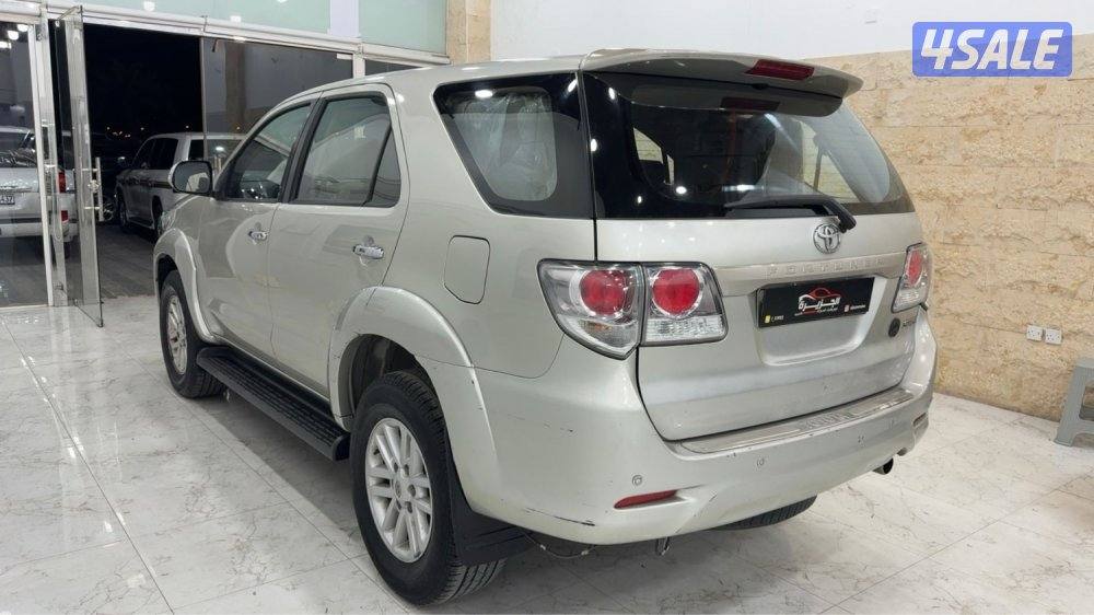 للبيع فورتنر٢٠١٢3