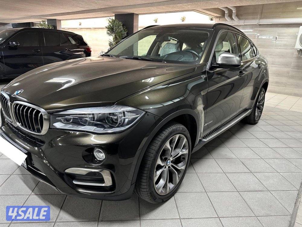 للبيع BMW X6 xDrive50i (موديل 2015)15