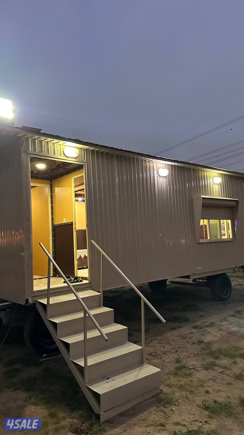 دوانيه 8/4 طاقه شمسيه ٥ الواح وبطاريتين شاصي 181