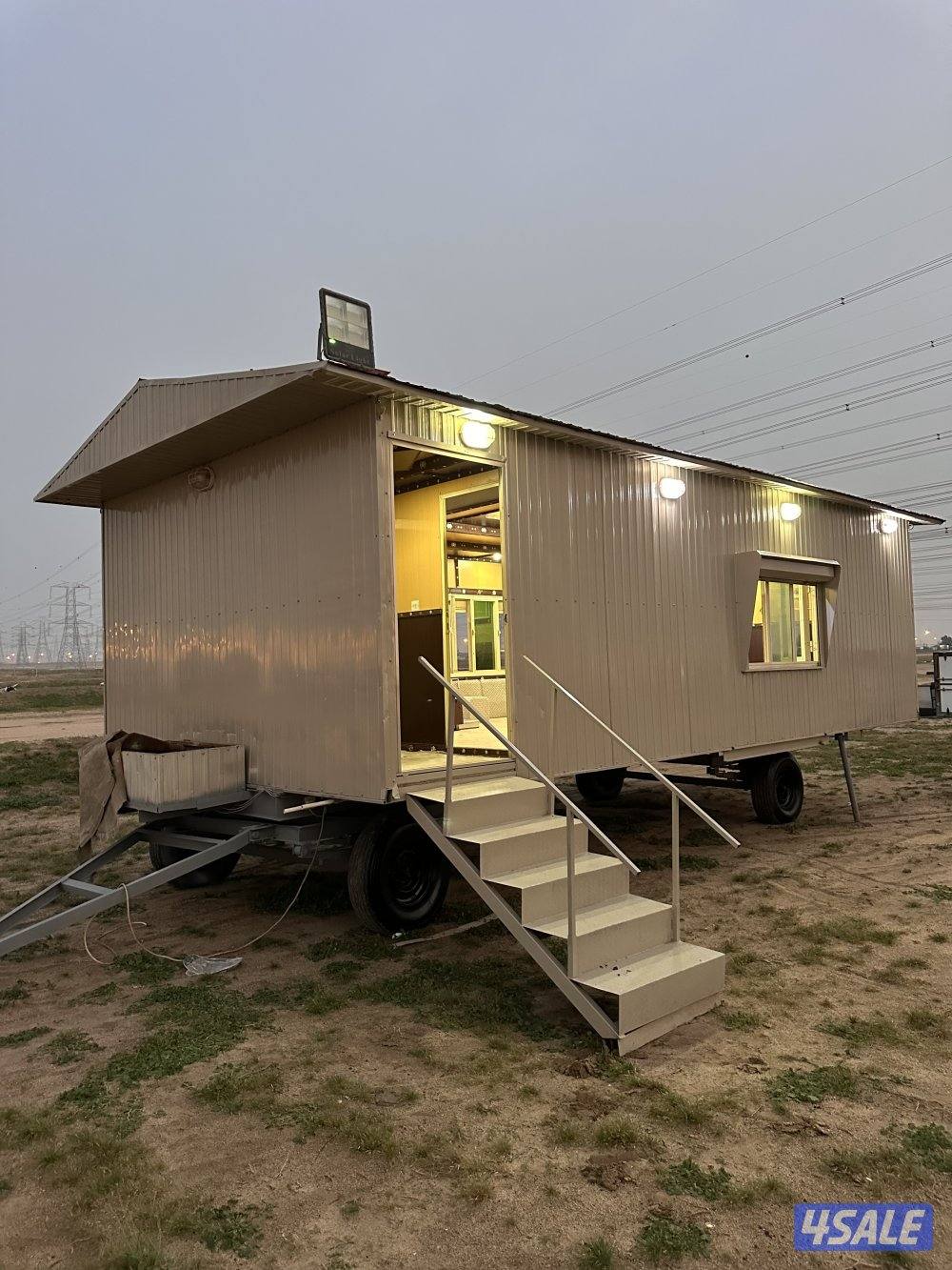 دوانيه 8/4 طاقه شمسيه ٥ الواح وبطاريتين شاصي 182