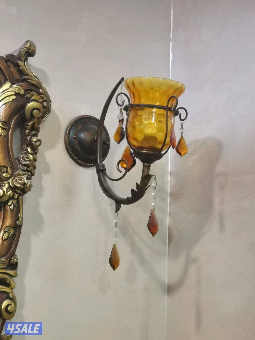 ثريات وكراسي ومتفرقات8