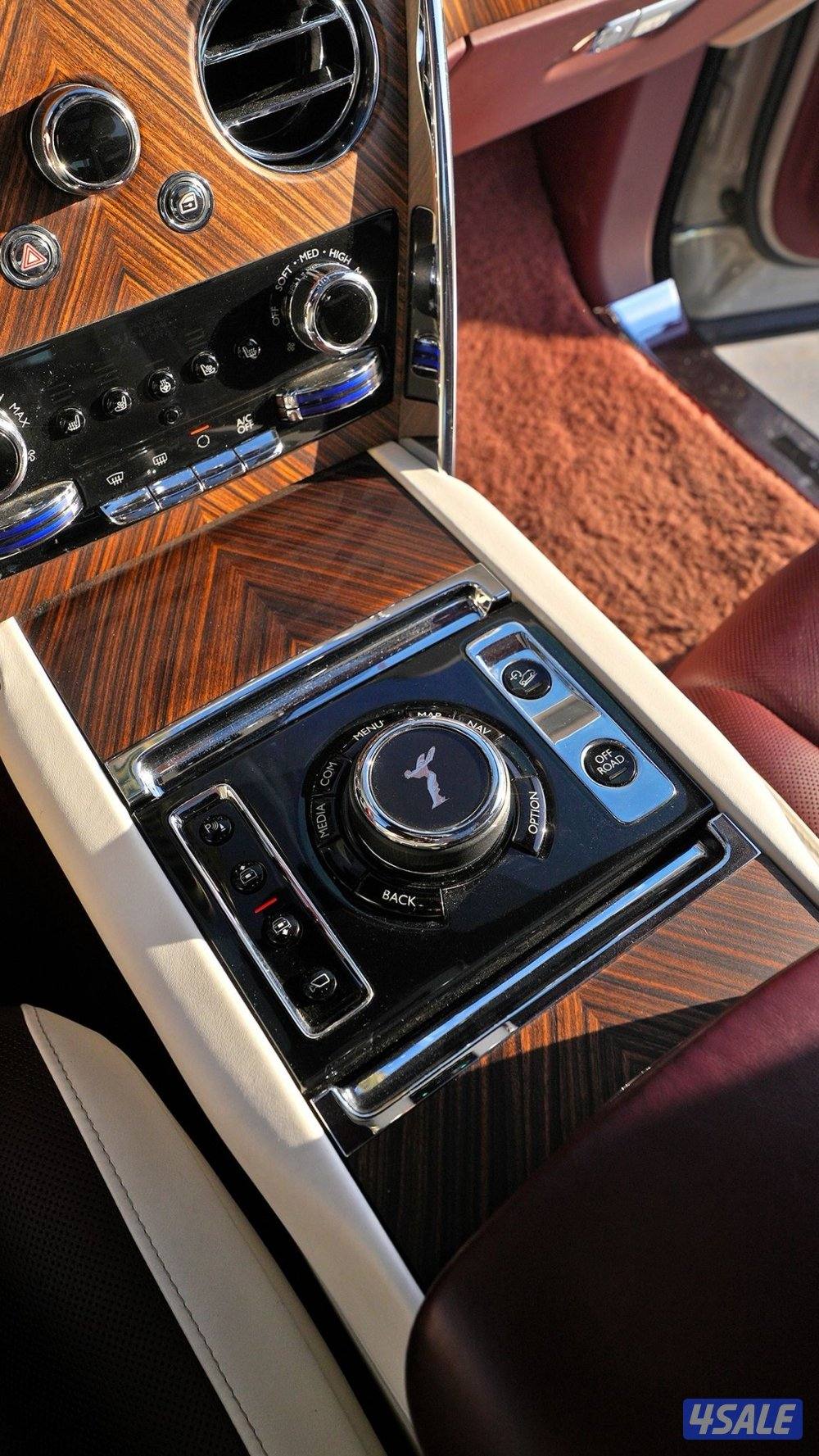 ROLLS ROYCE CULLINAN6