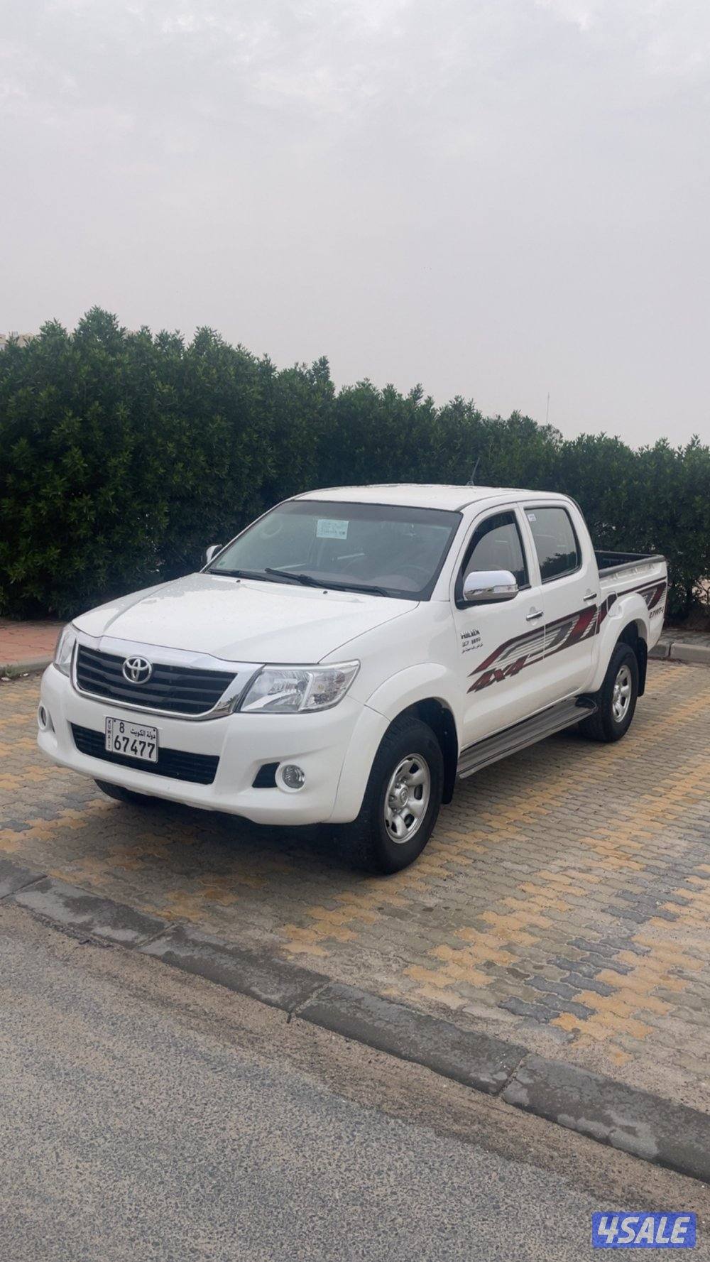 البيع هيلوكس٢٠١٢0