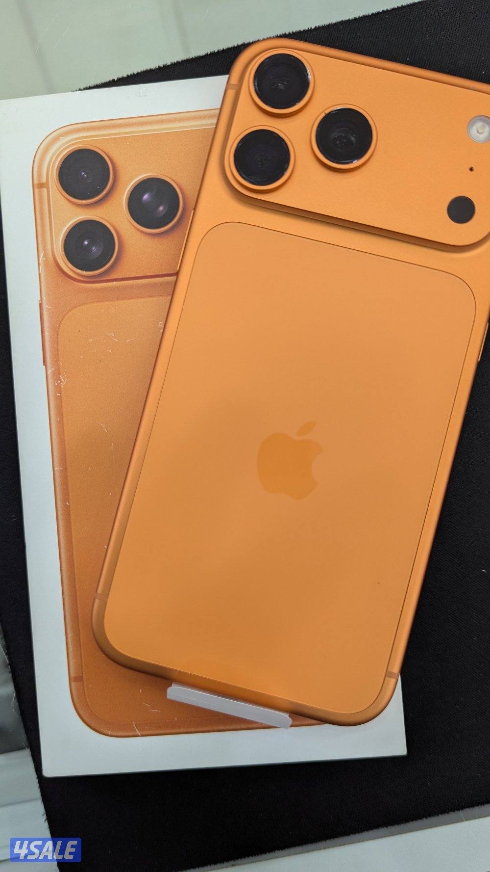 Apple Iphone 17 Pro Max 512 GB and just 30 cucle count4