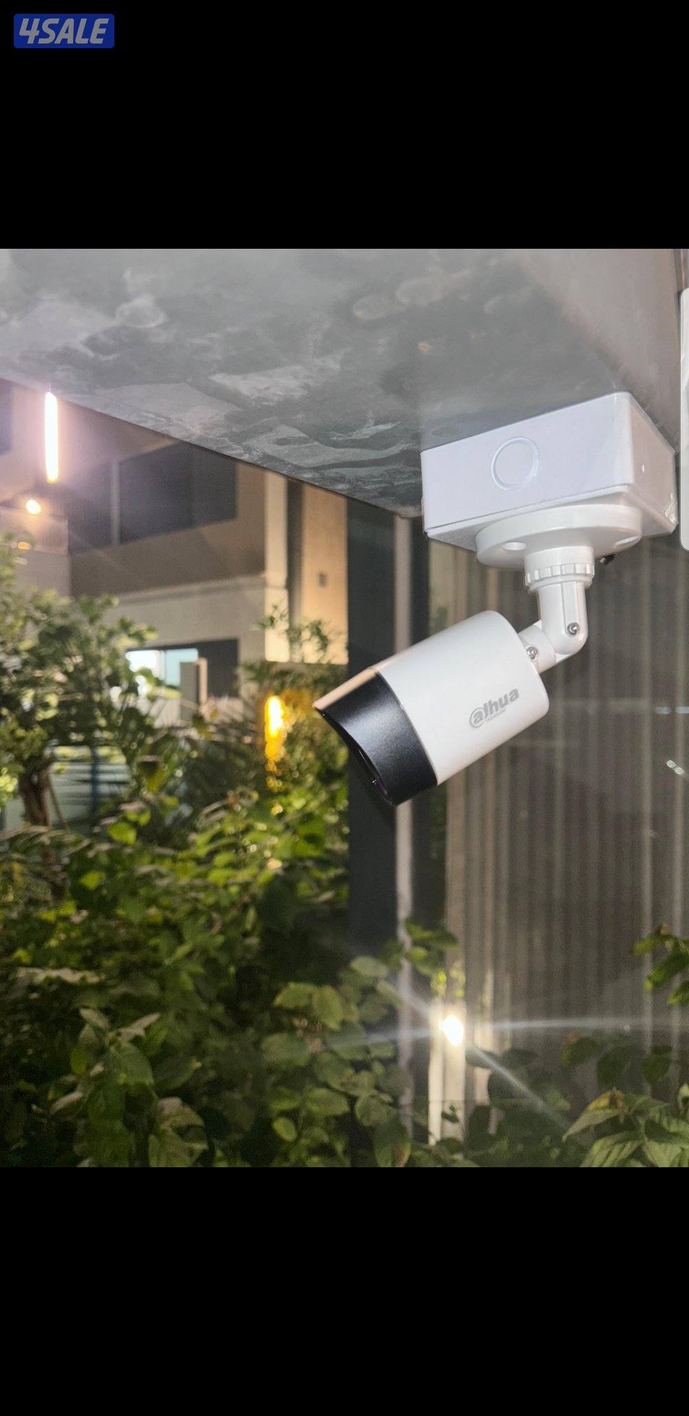 كاميرا طاقه شمسيه متحركه بجميع الاتجاهات صوت وصوره سبيكرمايك8