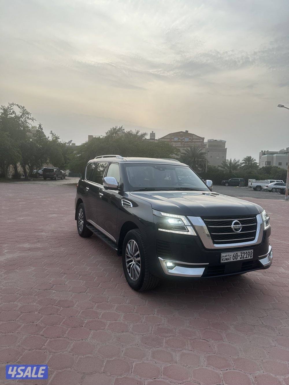 للبيع باترول ٢٠٢١ بلاتينيوم ستي اعلى درجة بالوكاله سيرفيس وكاله4