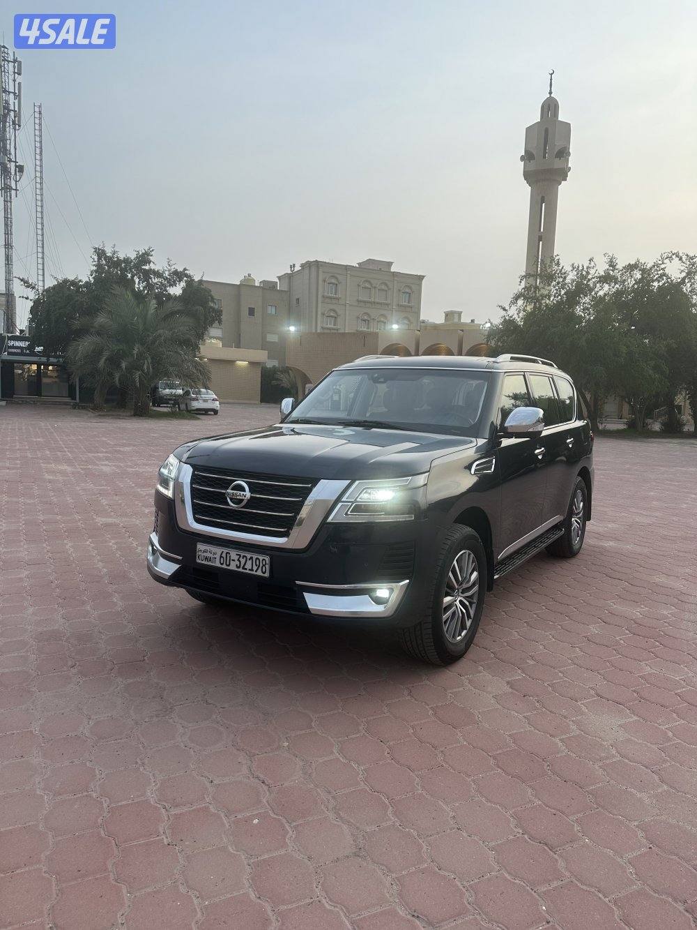 للبيع باترول ٢٠٢١ بلاتينيوم ستي اعلى درجة بالوكاله سيرفيس وكاله10