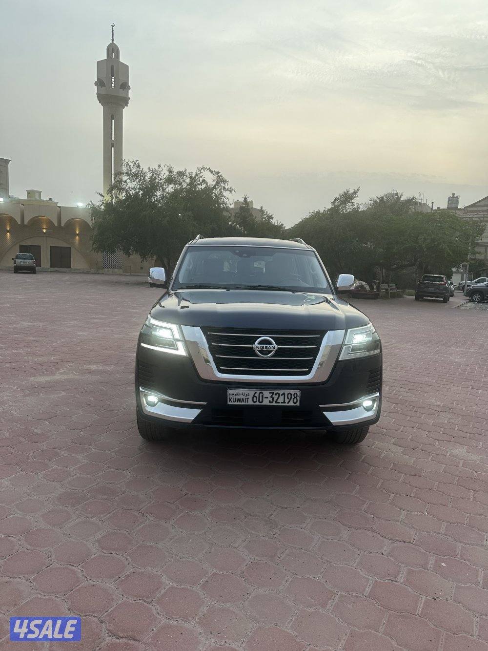 للبيع باترول ٢٠٢١ بلاتينيوم ستي اعلى درجة بالوكاله سيرفيس وكاله15