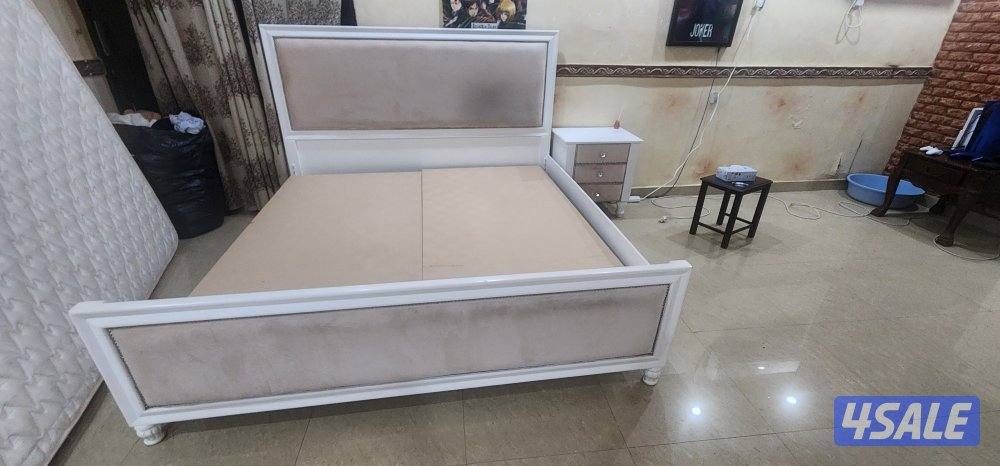 سرير تفصال وكمودينة للبيع1