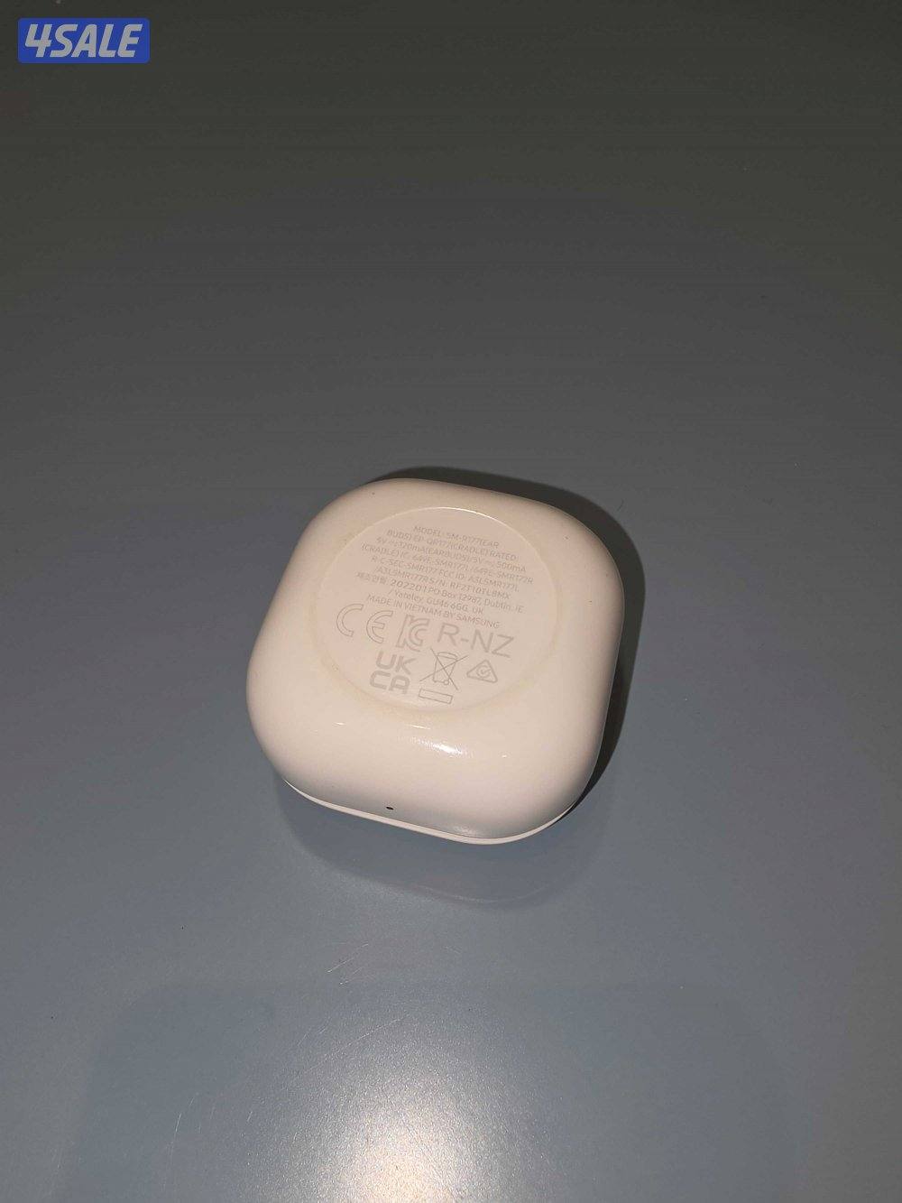 Used - Samsung Galaxy Buds 2 - Graphite1