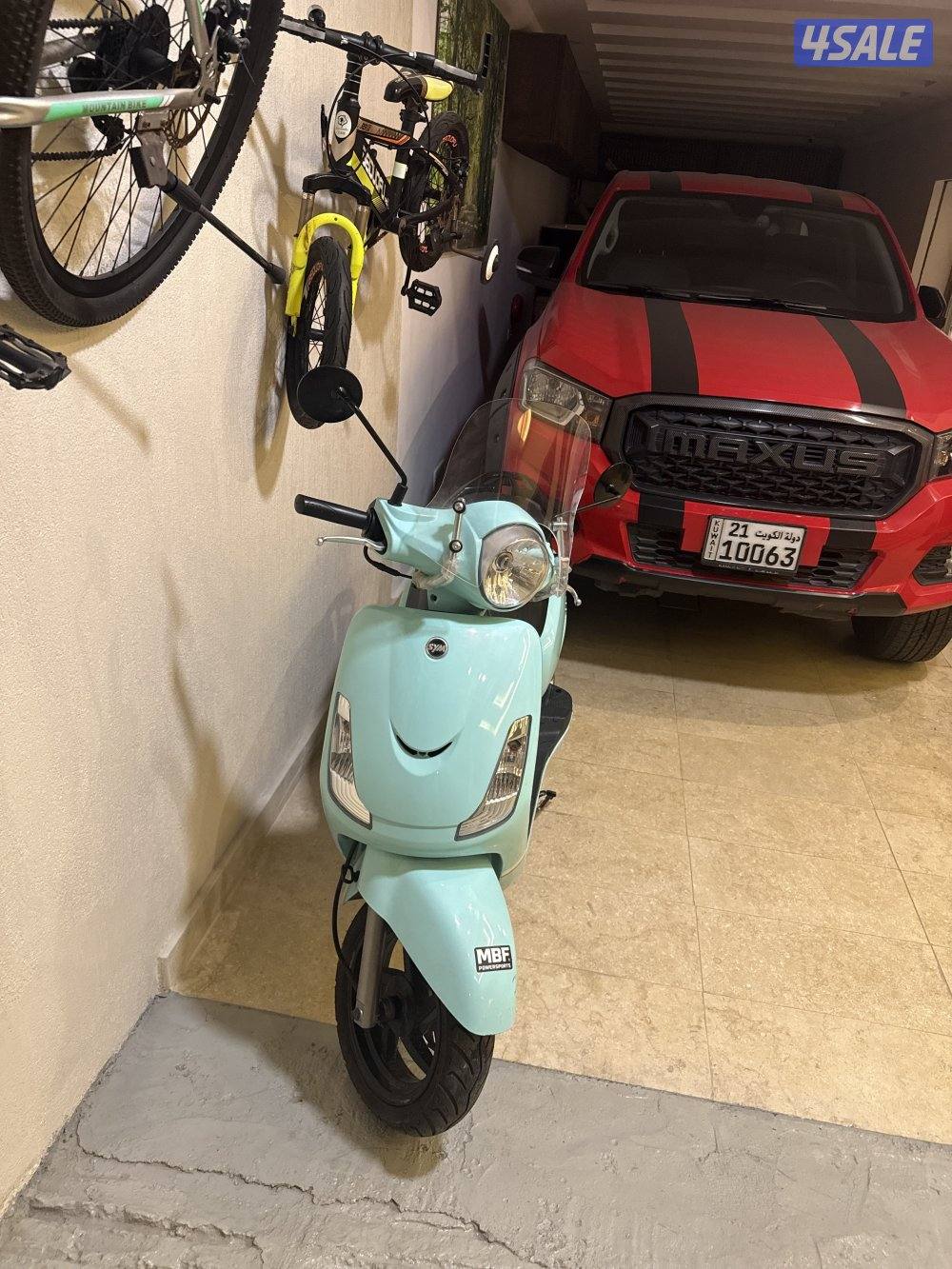 للبيع سكوتر الفيدل حجم 150 سيسي تايواني1