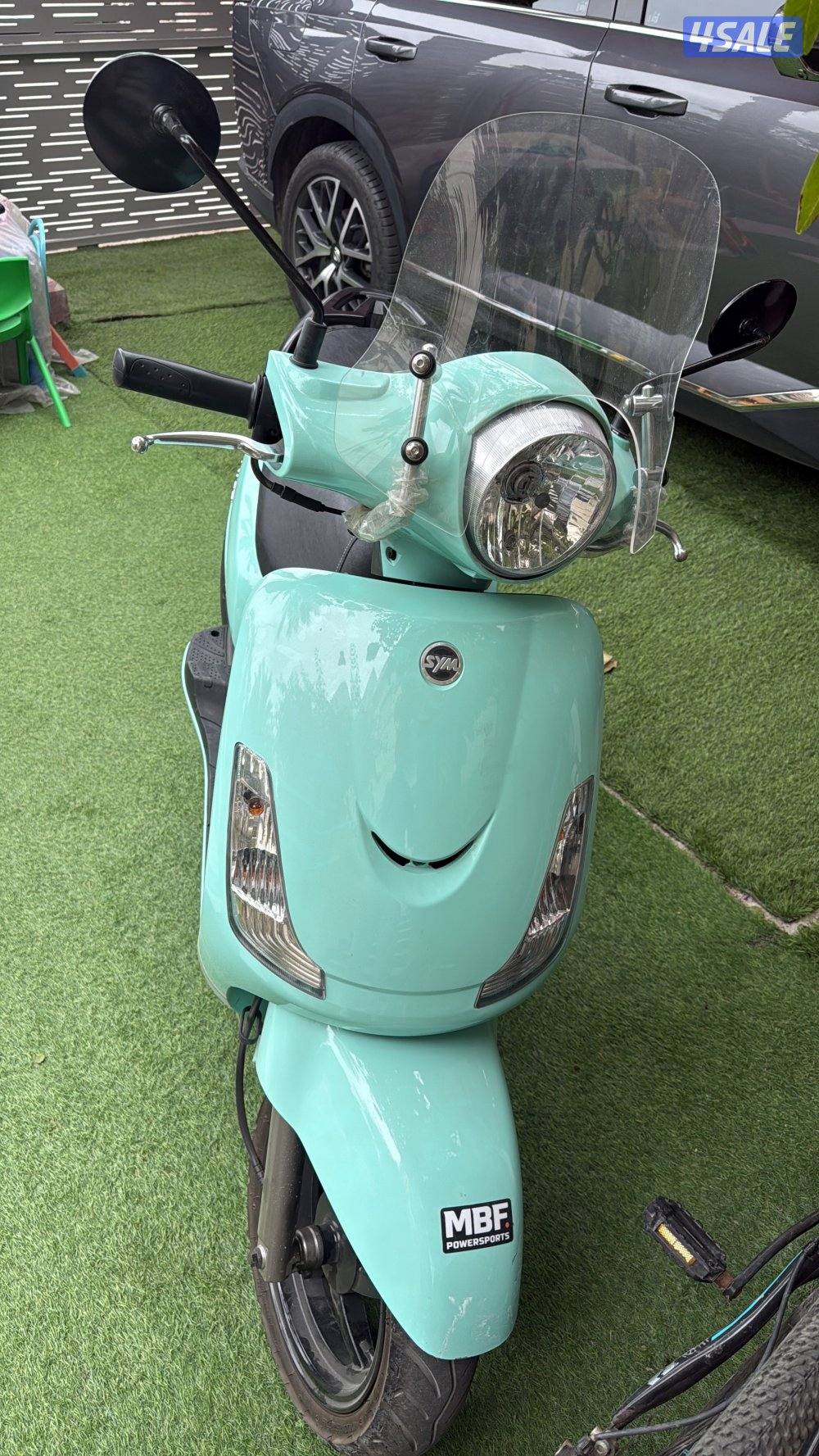 للبيع سكوتر الفيدل حجم 150 سيسي تايواني3