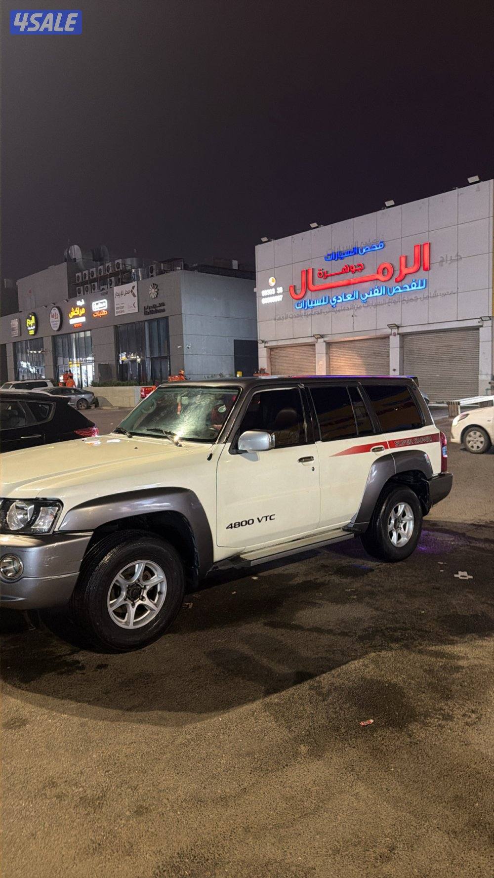 سفاري موديل ٢٠١٦ محول سوبر سفاري قير عادي اساس ممشى٢٣٠ الف ر0