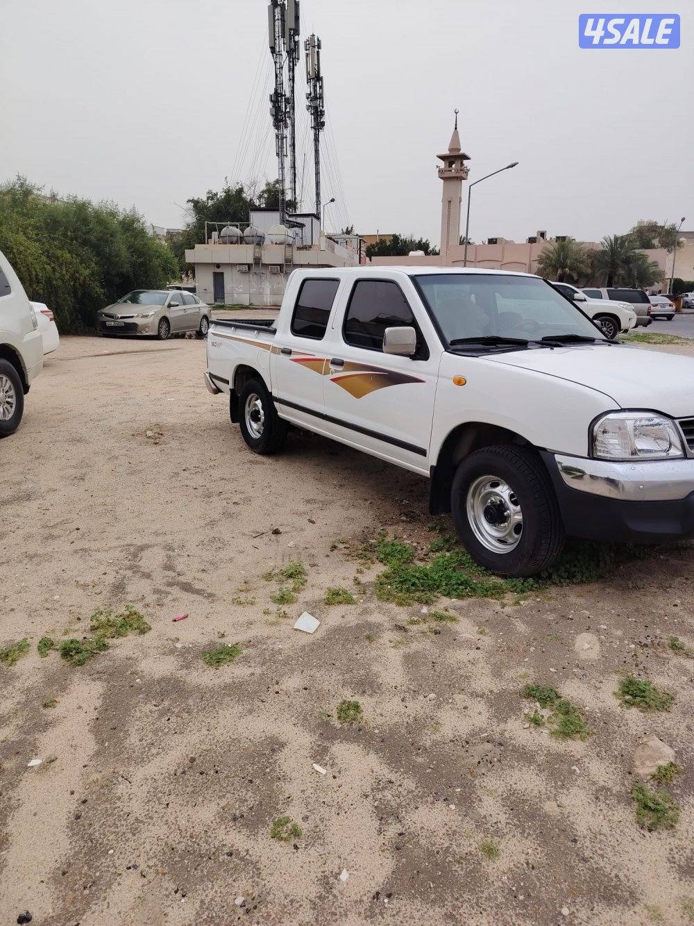 سيارة نيسان وانيت 2014 بحاله ممتازة5