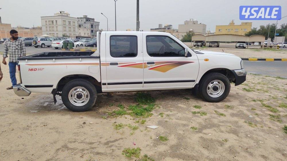 سيارة نيسان وانيت 2014 بحاله ممتازة8