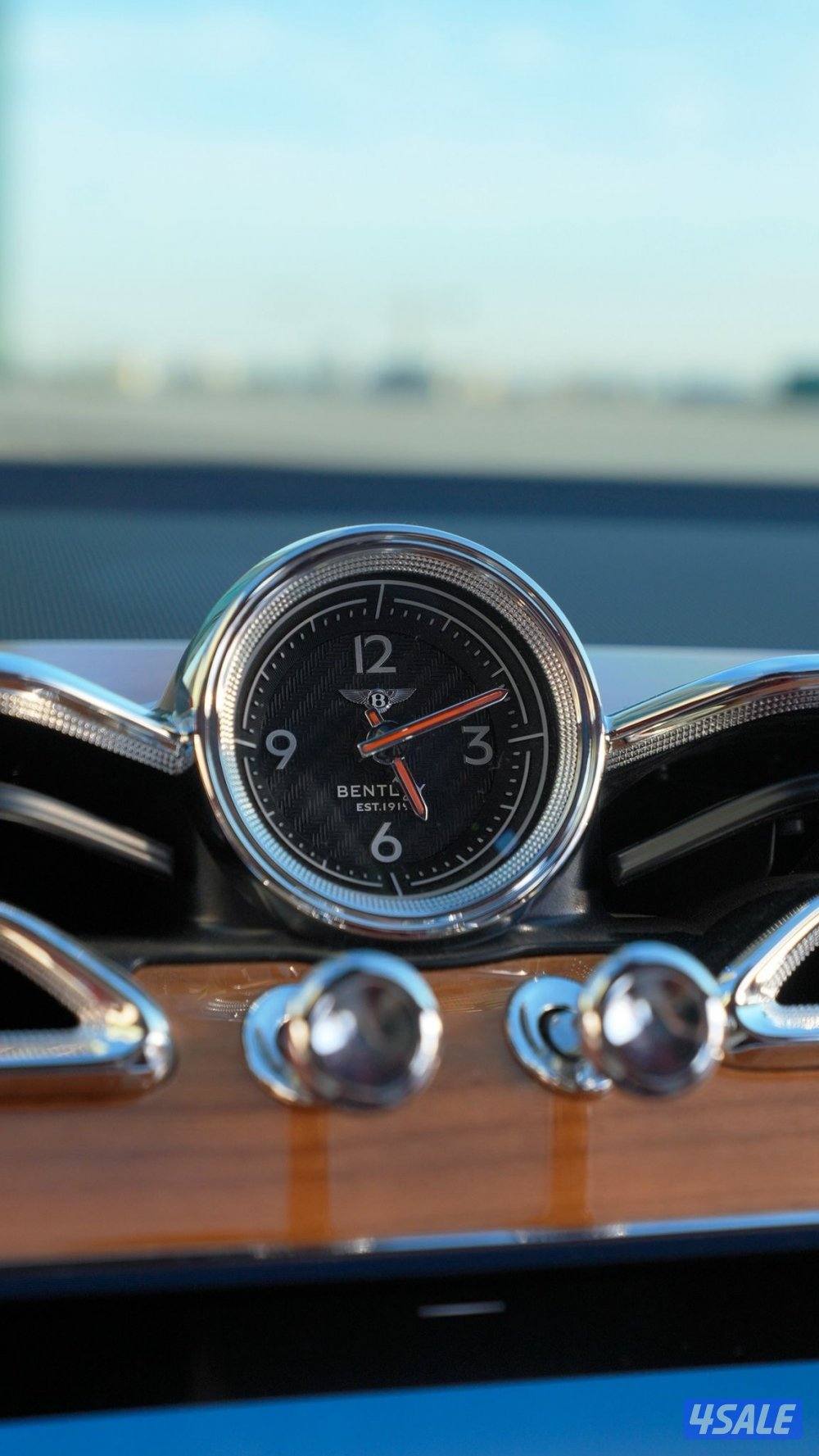 بنتلي BENTAYGA6