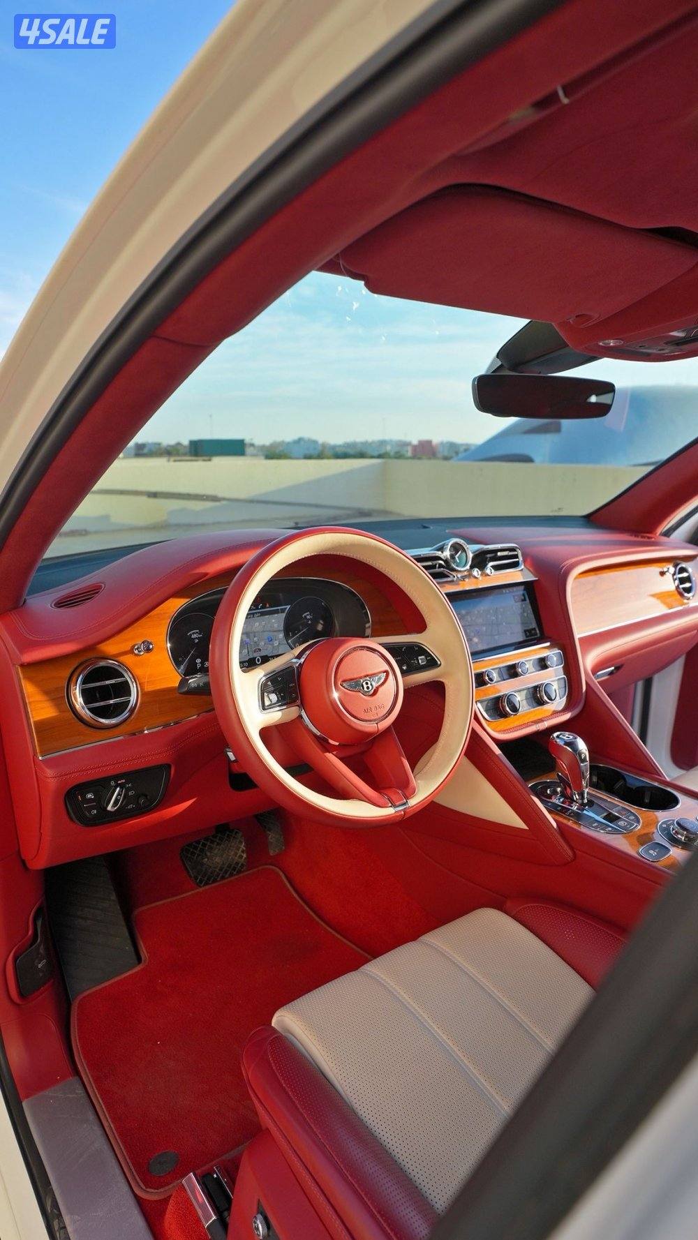 بنتلي BENTAYGA11