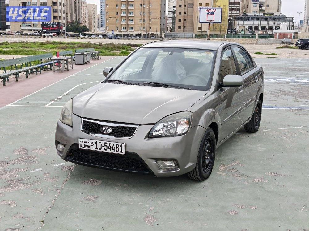 للبيع كيا ريو موديل 2011 ماشي 85 ألف حاله جيده0