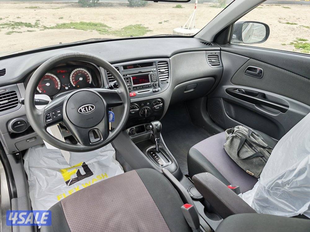 للبيع كيا ريو موديل 2011 ماشي 85 ألف حاله جيده2