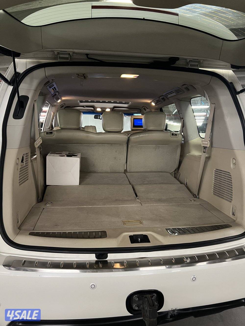 للبيع باترول موديل 2014 ابيض من داخل بيج الدرجة الاولى ٣٢٠ سيتي2