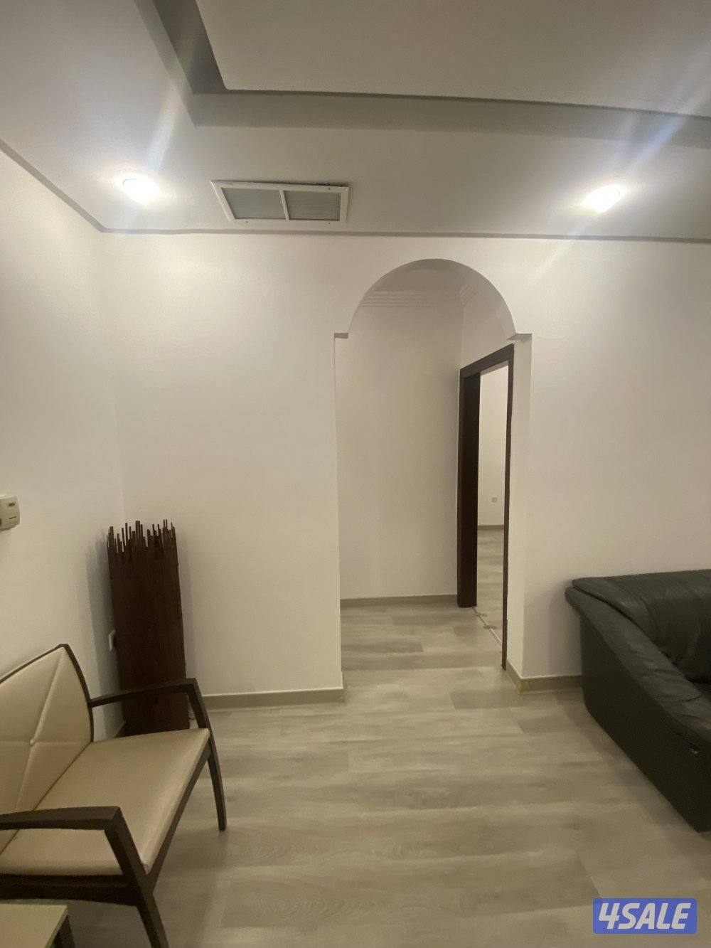 شقه تصلح مكتب محامي للإيجار بالجابريه من المالك مباشره5